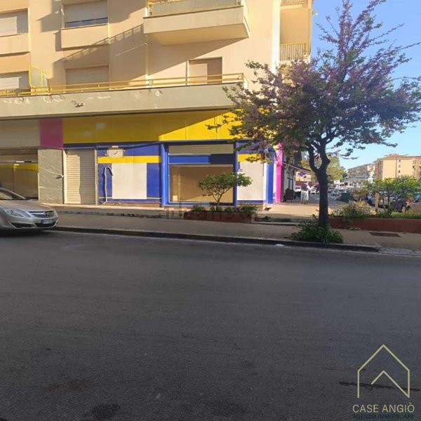 locale commerciale in affitto a Bagheria