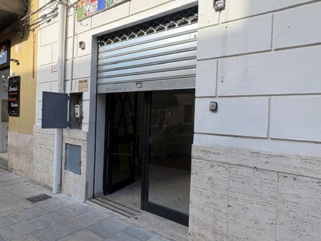 negozio in affitto a Bagheria