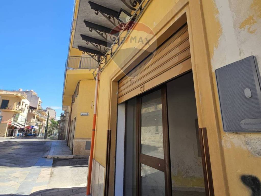 negozio in affitto a Bagheria in zona Centro Città