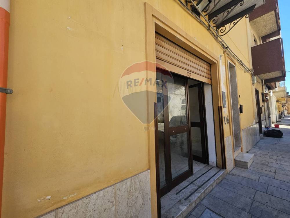 locale commerciale in affitto a Bagheria in zona Centro Città
