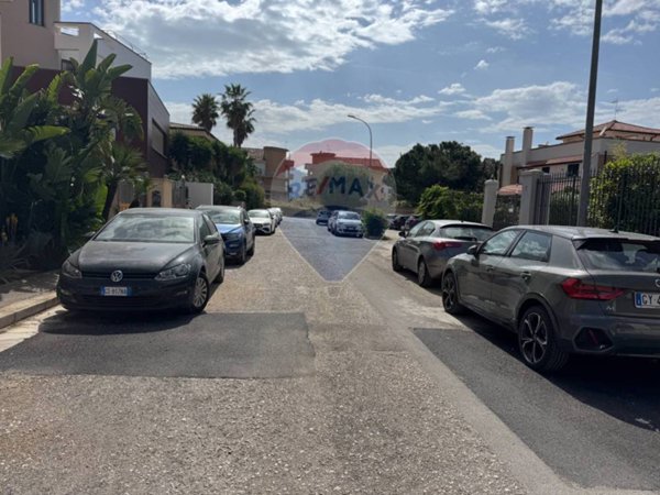locale commerciale in affitto a Bagheria