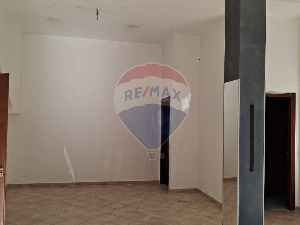 negozio in affitto a Bagheria in zona Centro Città