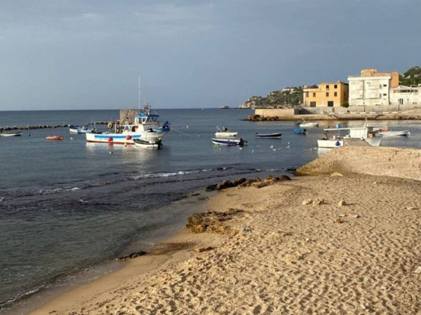 appartamento in affitto a Bagheria in zona Aspra