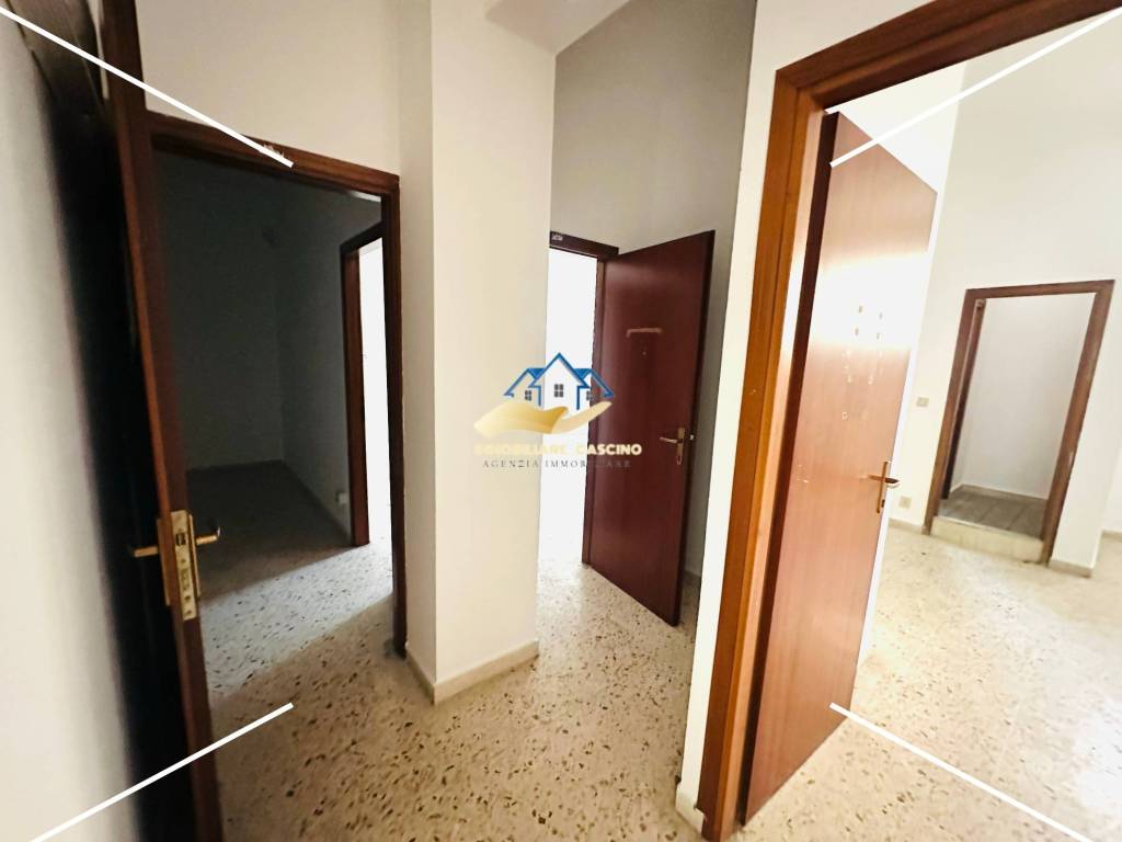 negozio in affitto a Bagheria