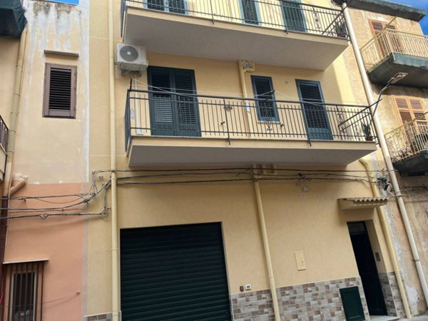locale commerciale in affitto a Bagheria