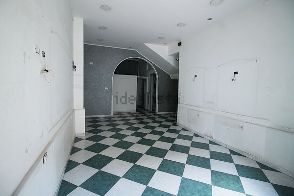 locale commerciale in affitto a Bagheria