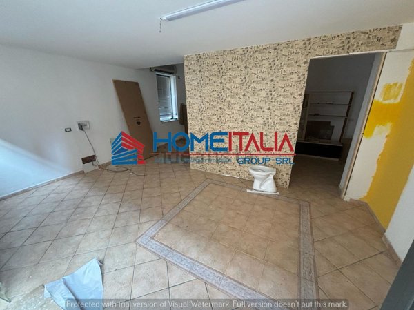 locale commerciale in affitto a Bagheria in zona Centro Città