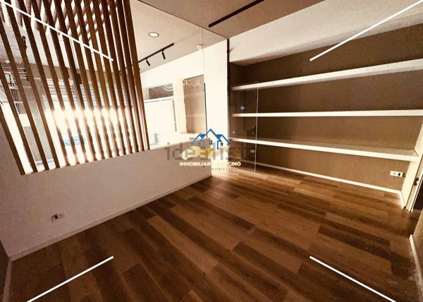 locale commerciale in affitto a Bagheria