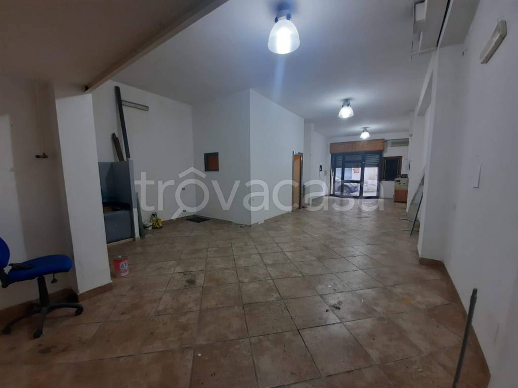 negozio in affitto a Bagheria