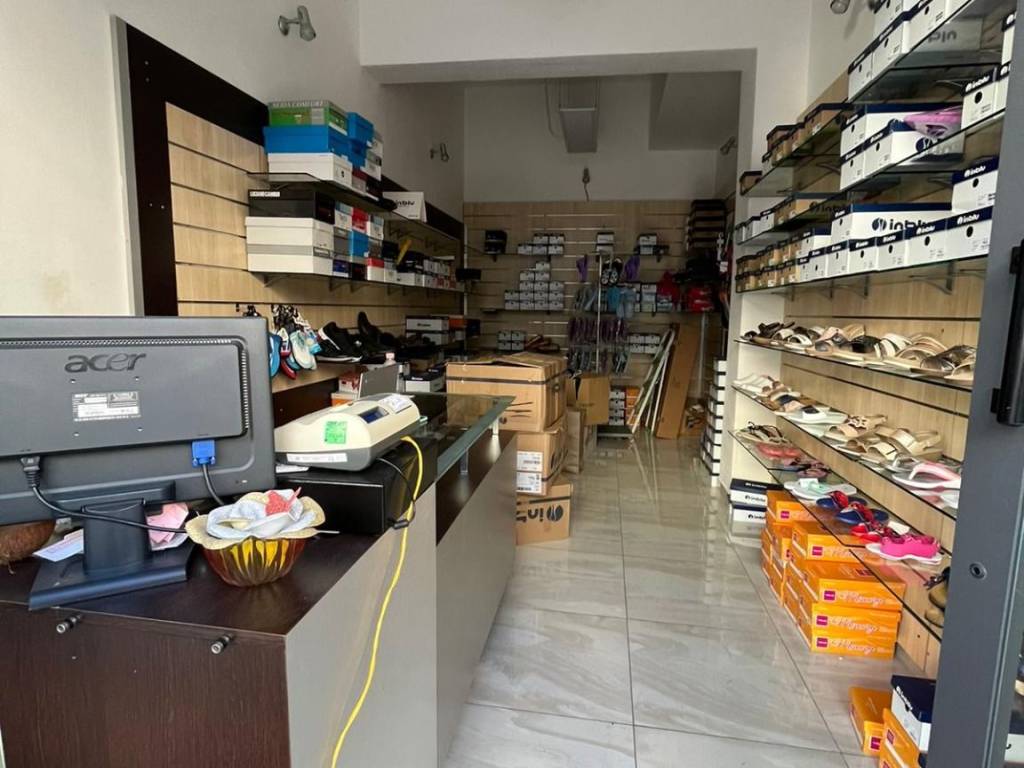 negozio in affitto a Bagheria in zona Centro Città