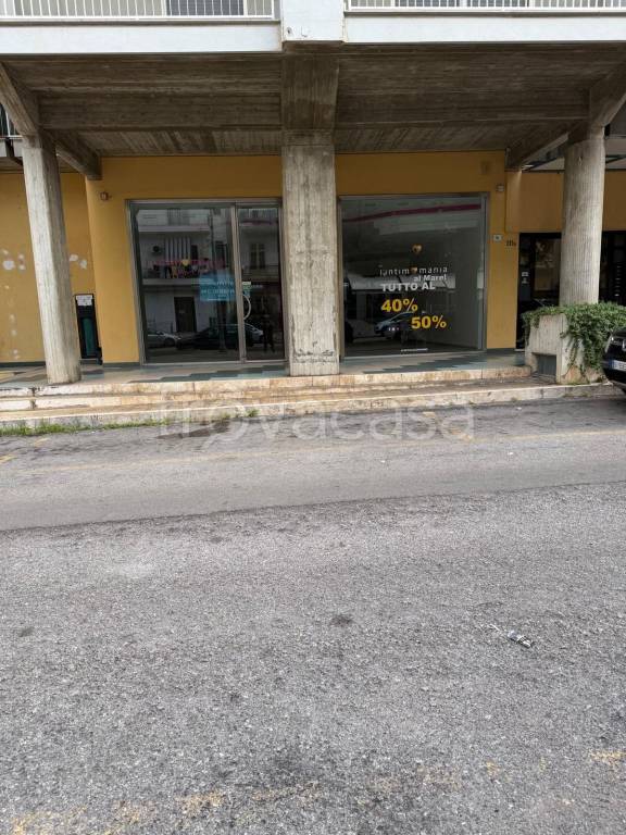 negozio in affitto a Bagheria