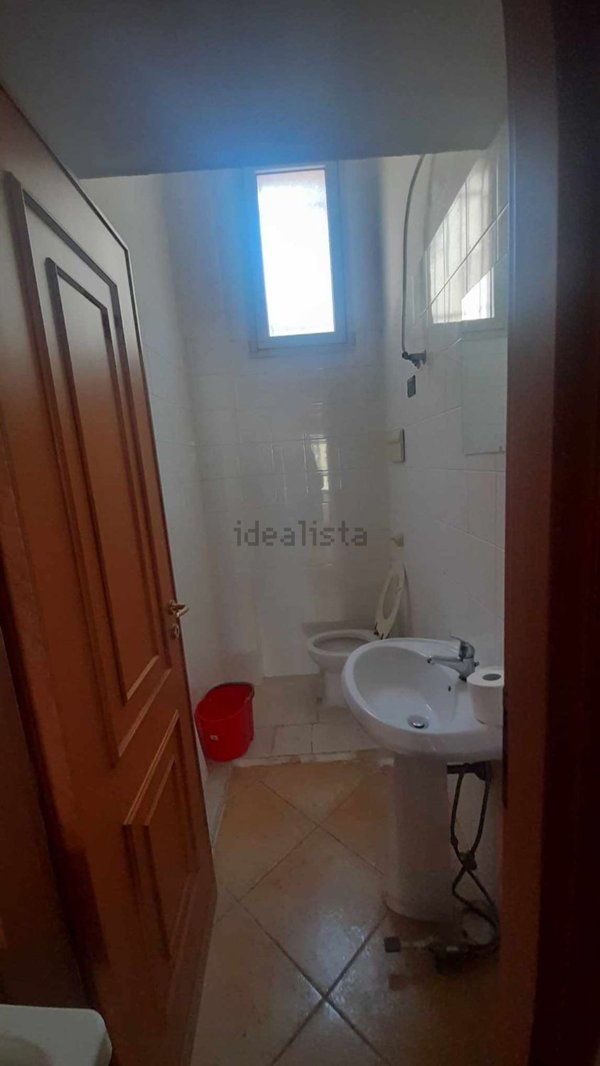 locale commerciale in affitto a Bagheria