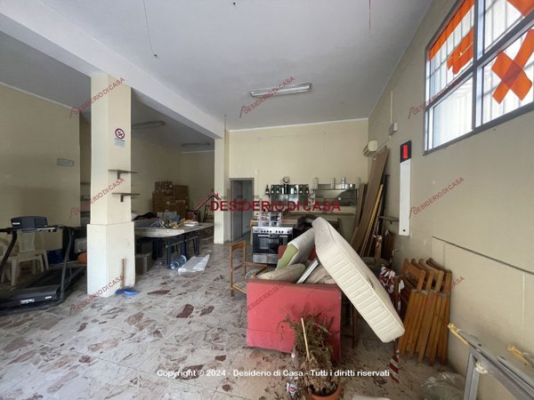 locale commerciale in affitto a Bagheria