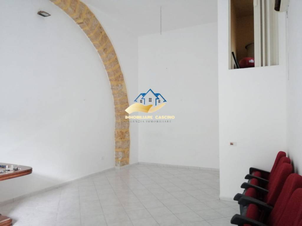negozio in affitto a Bagheria