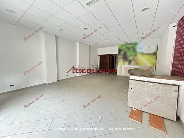 locale commerciale in affitto a Bagheria