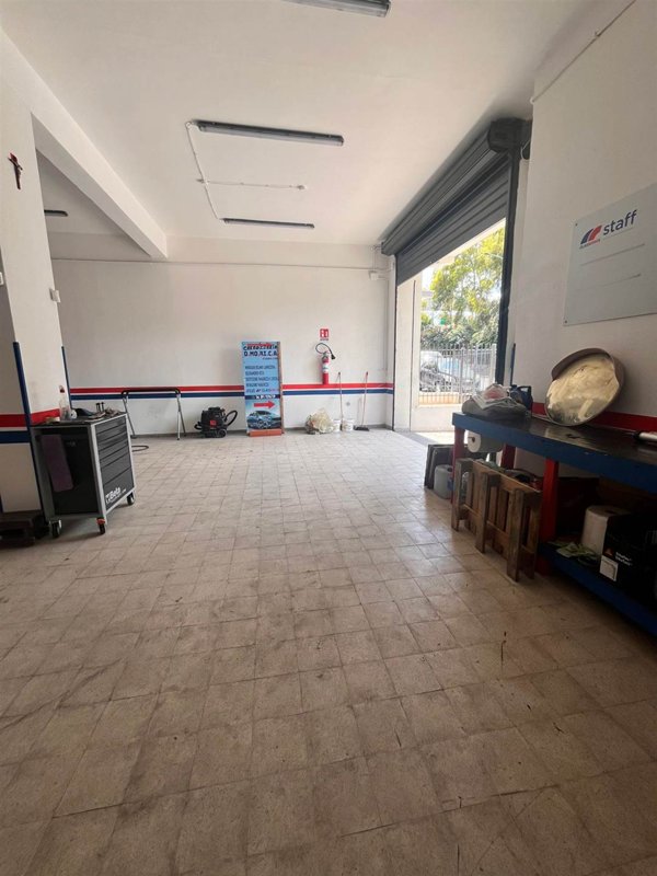 negozio in affitto a Bagheria