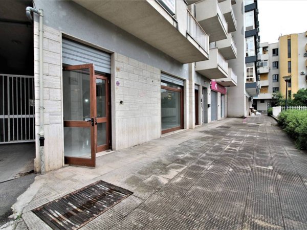 negozio in affitto a Bagheria