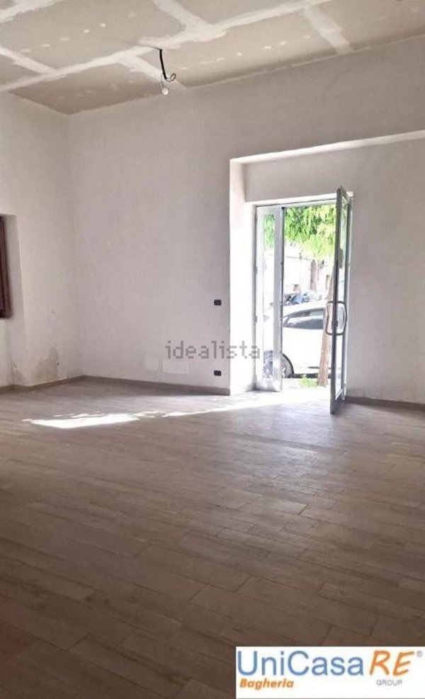 locale commerciale in affitto a Bagheria