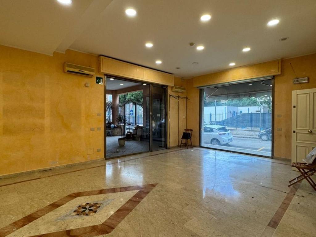 negozio in affitto a Bagheria