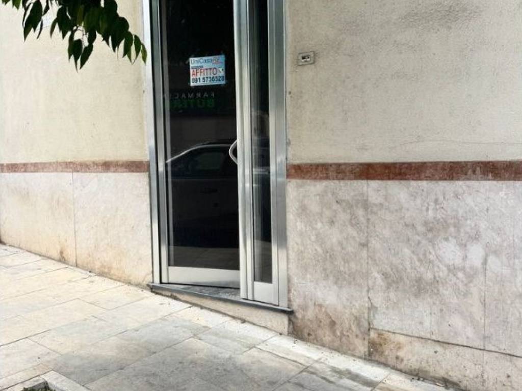 negozio in affitto a Bagheria
