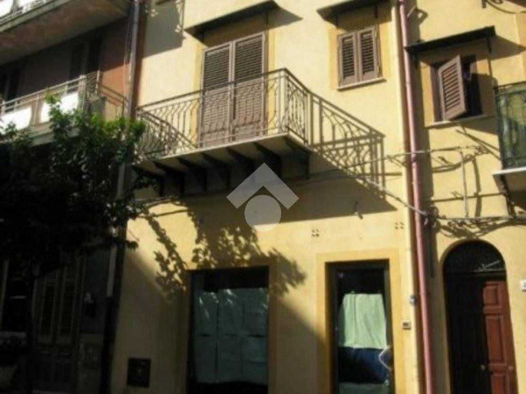 locale commerciale in affitto a Bagheria