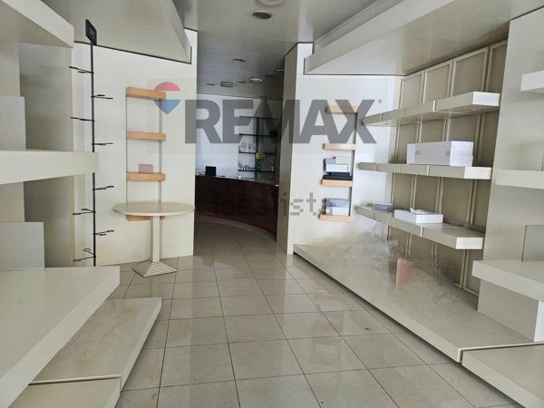 locale commerciale in affitto a Bagheria