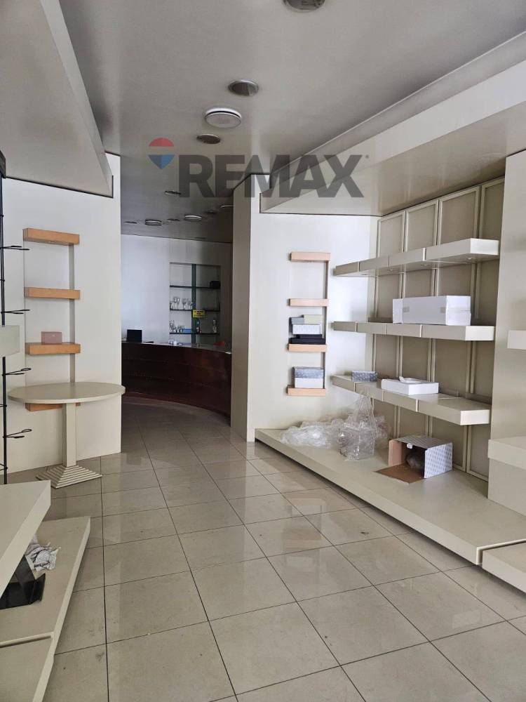 locale commerciale in affitto a Bagheria