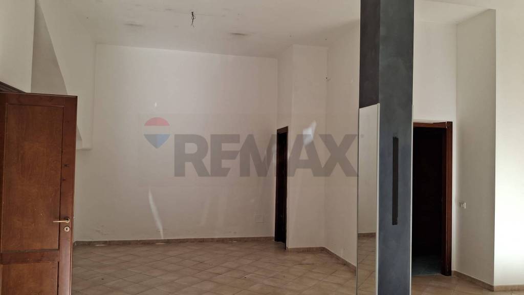 negozio in affitto a Bagheria in zona Centro Città