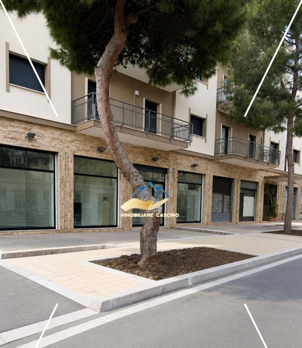locale commerciale in affitto a Bagheria