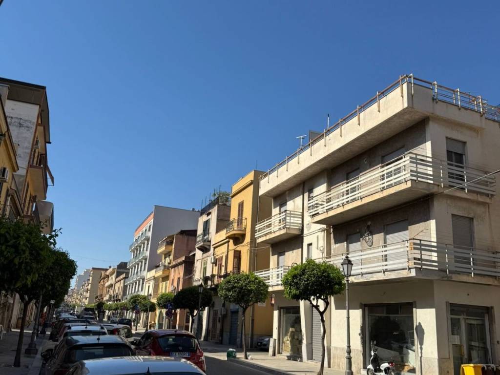 negozio in affitto a Bagheria