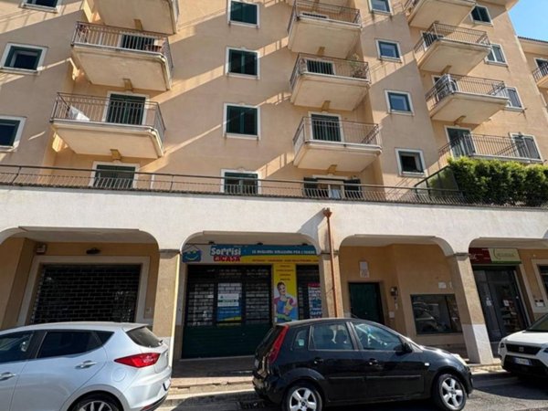 negozio in affitto a Bagheria