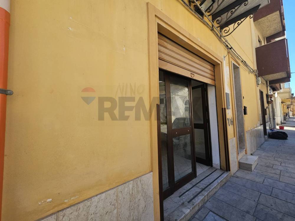 locale commerciale in affitto a Bagheria in zona Centro Città