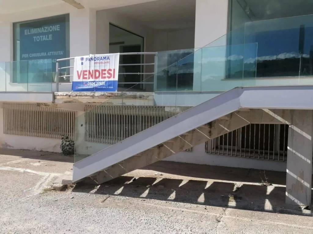negozio in affitto a Balestrate