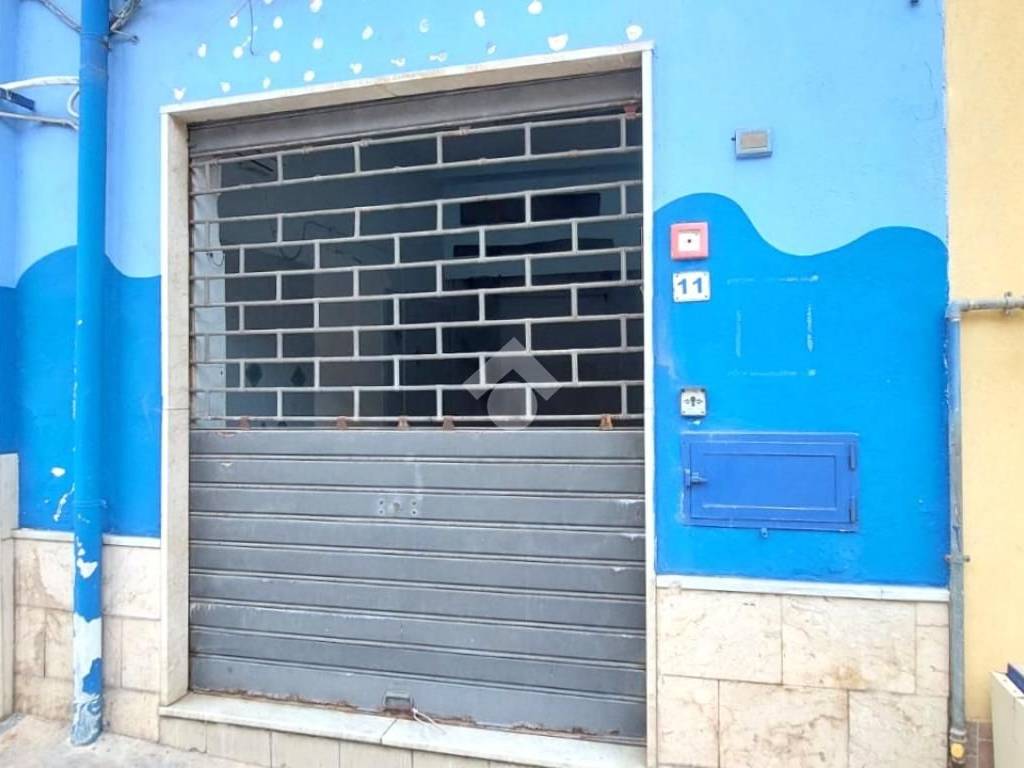 negozio in affitto a Balestrate