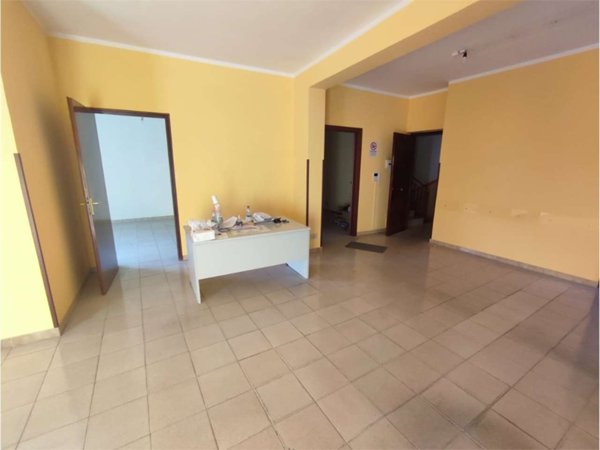 ufficio in affitto a Belmonte Mezzagno