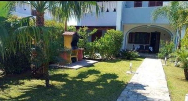 appartamento in affitto a Campofelice di Roccella