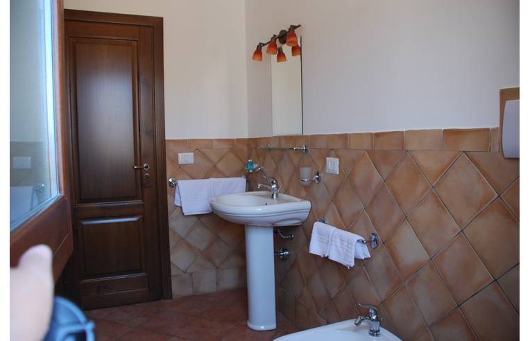 appartamento in affitto a Campofelice di Roccella