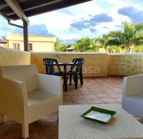 casa indipendente in affitto a Campofelice di Roccella