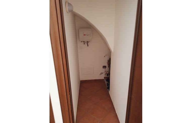 locale commerciale in affitto a Campofelice di Roccella