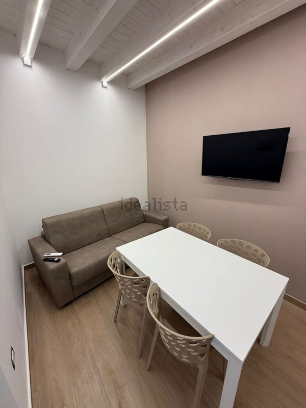 appartamento in affitto a Campofelice di Roccella