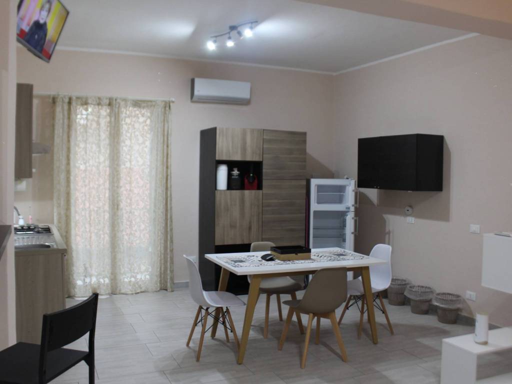 casa indipendente in affitto a Campofelice di Roccella