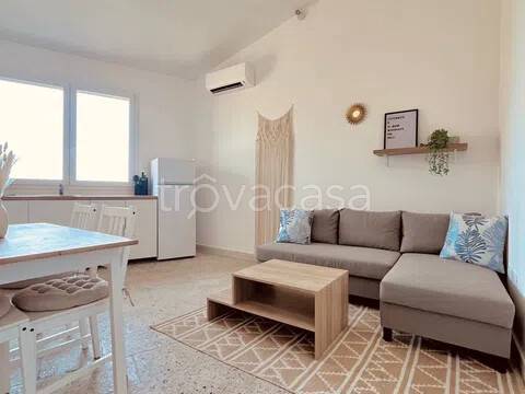 appartamento in affitto a Campofelice di Roccella