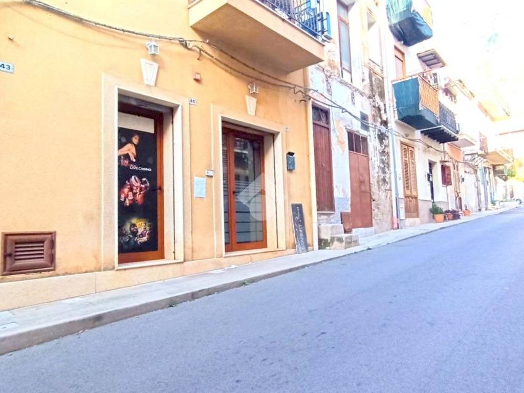 negozio in affitto a Capaci