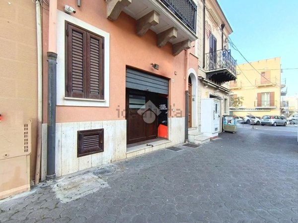 locale commerciale in affitto a Capaci