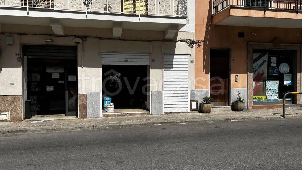 negozio in affitto a Capaci