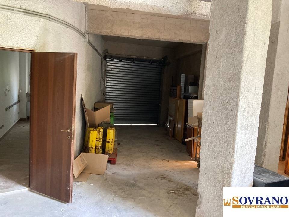 locale di sgombero in affitto a Carini