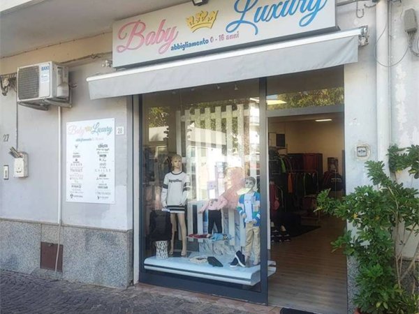 negozio in affitto a Carini in zona Villagrazia di Carini