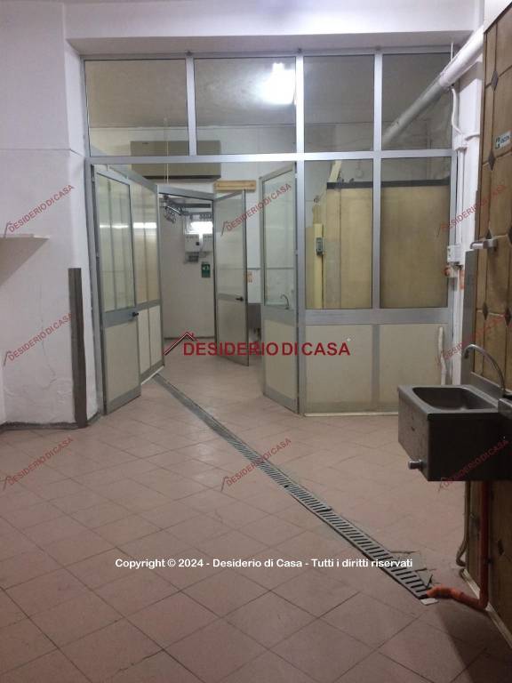 negozio in affitto a Carini