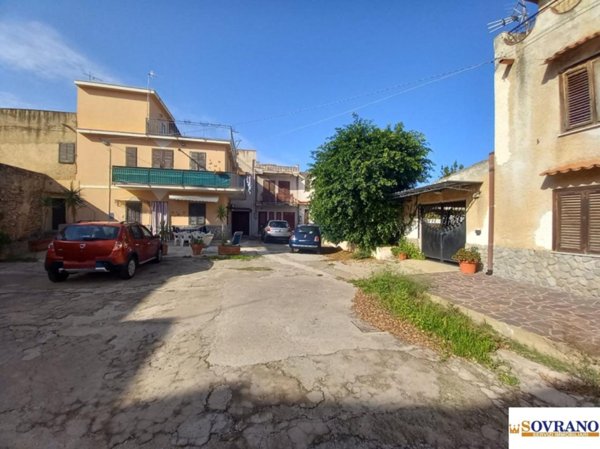 appartamento in affitto a Carini