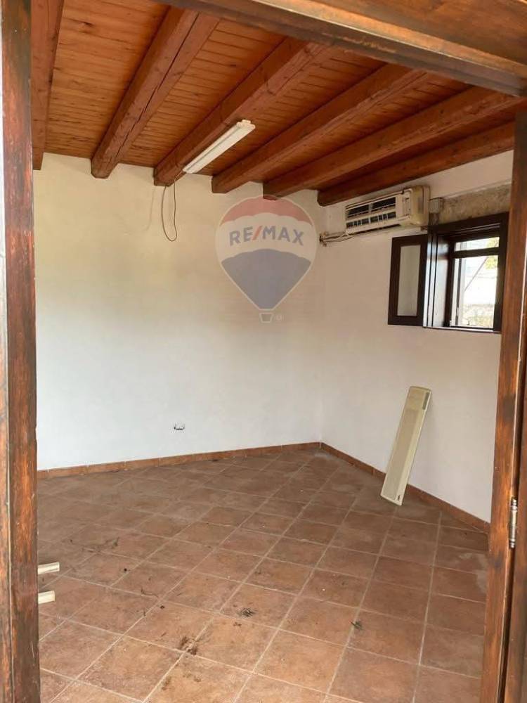 locale commerciale in affitto a Carini